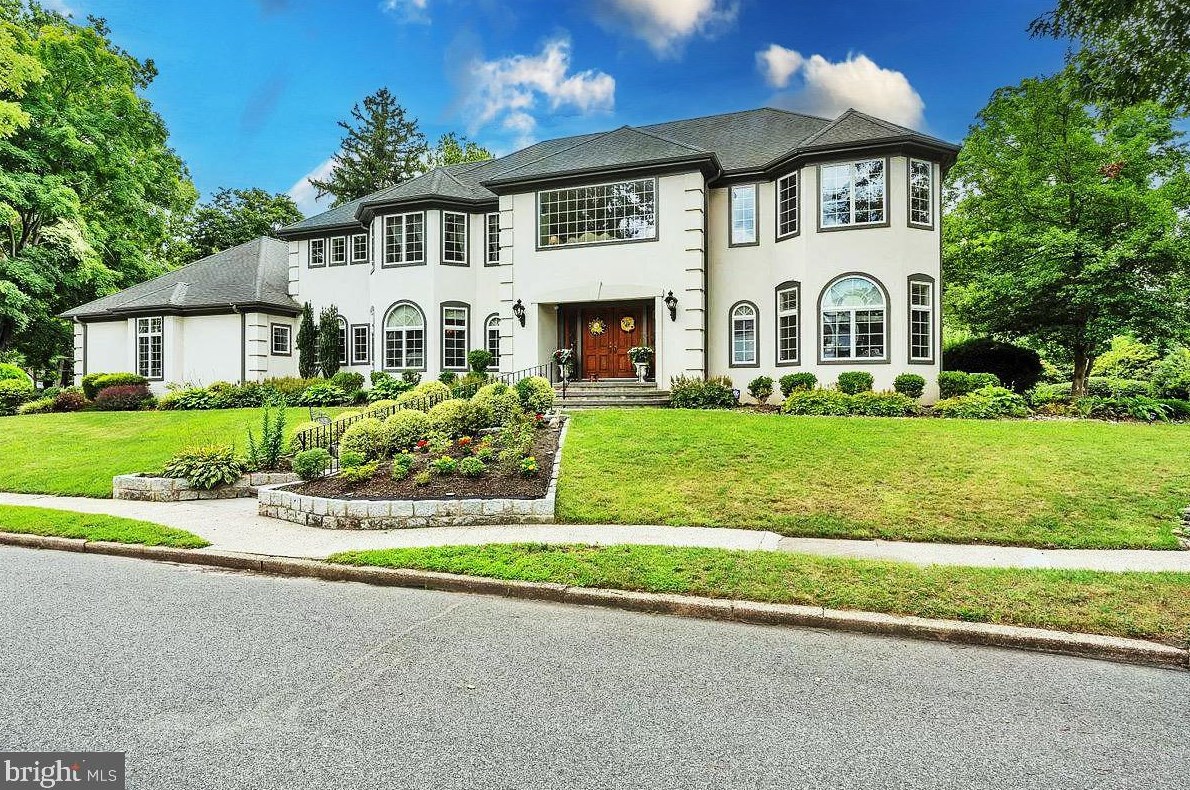 455 Hunter St, West Deptford, NJ 08096