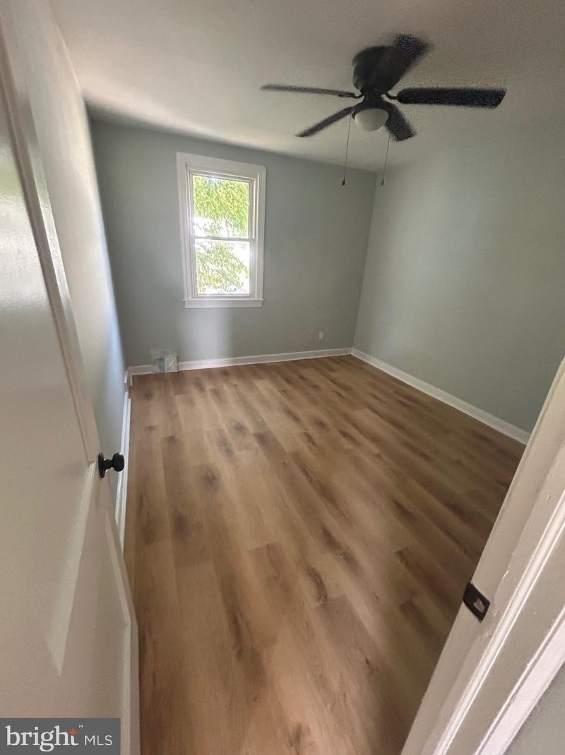521 Tatum St, West Deptford, NJ 08096