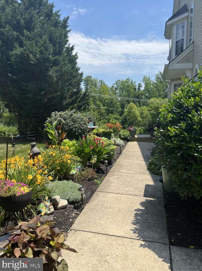 145 Westbrook Dr, Auburn, NJ 08085-2529