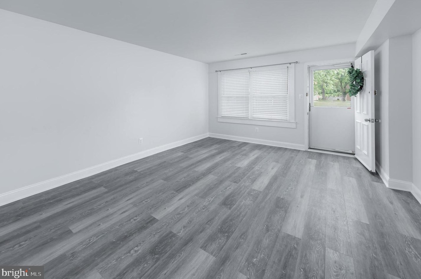 311 Winding Way, West Deptford, NJ 08093