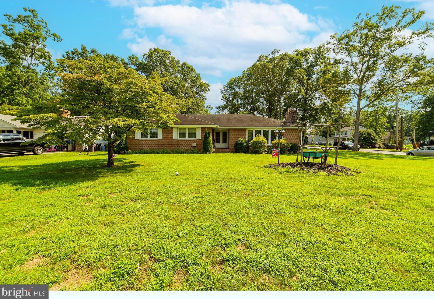 201 Fawn Dr, Newfield, NJ 08344