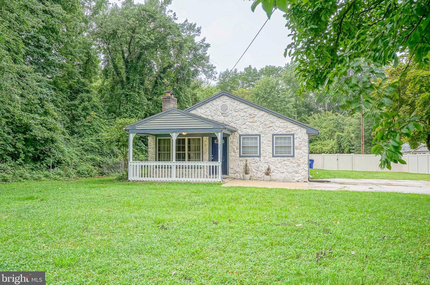 102 Linden Ave, West Deptford, NJ 08051