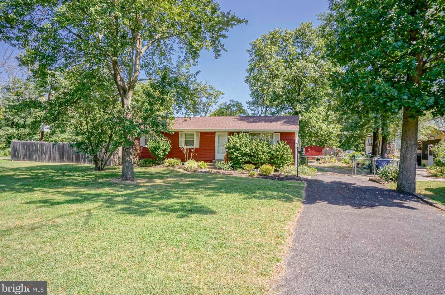 1569 Red Bank Ave West, West Deptford, NJ 08086