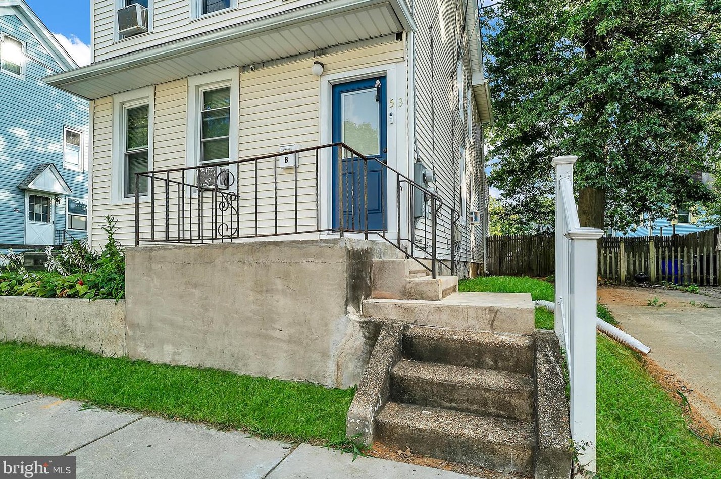 53 West St, West Deptford, NJ 08096