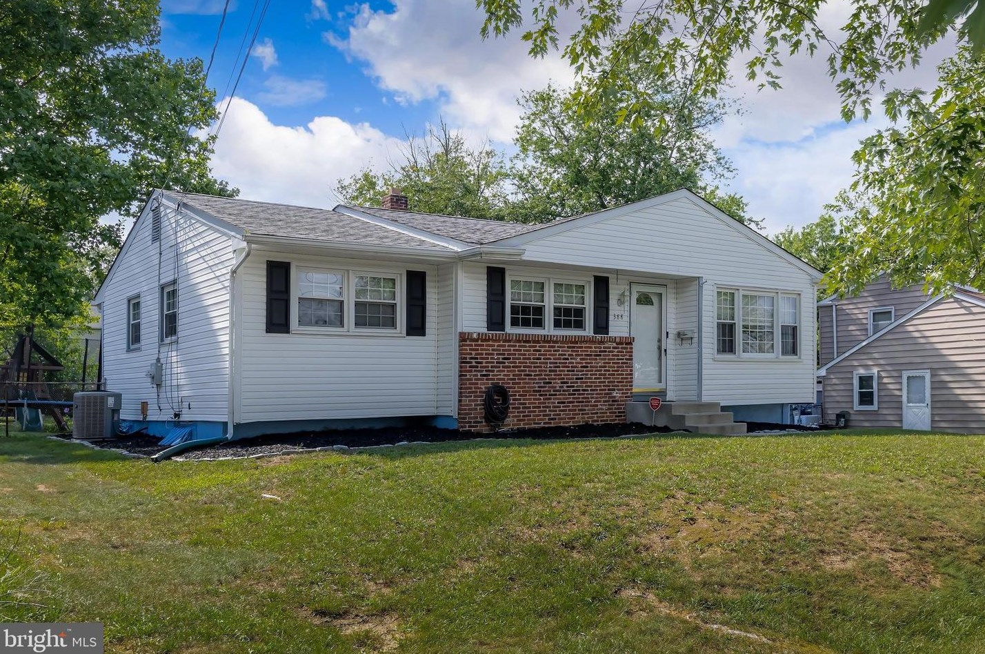 388 Wedgewood Dr, Blenheim, NJ 08012