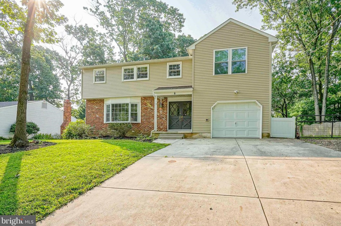 8 Timber Hill Dr, Blenheim, NJ 08012