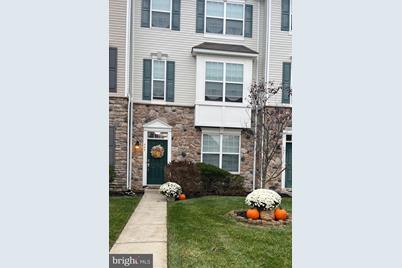 445 Wistar Place, Glassboro, NJ 08028 - Photo 1