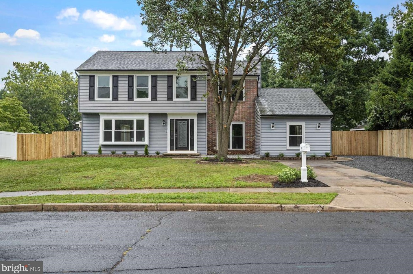 16 6th Ave, West Deptford, NJ 08086