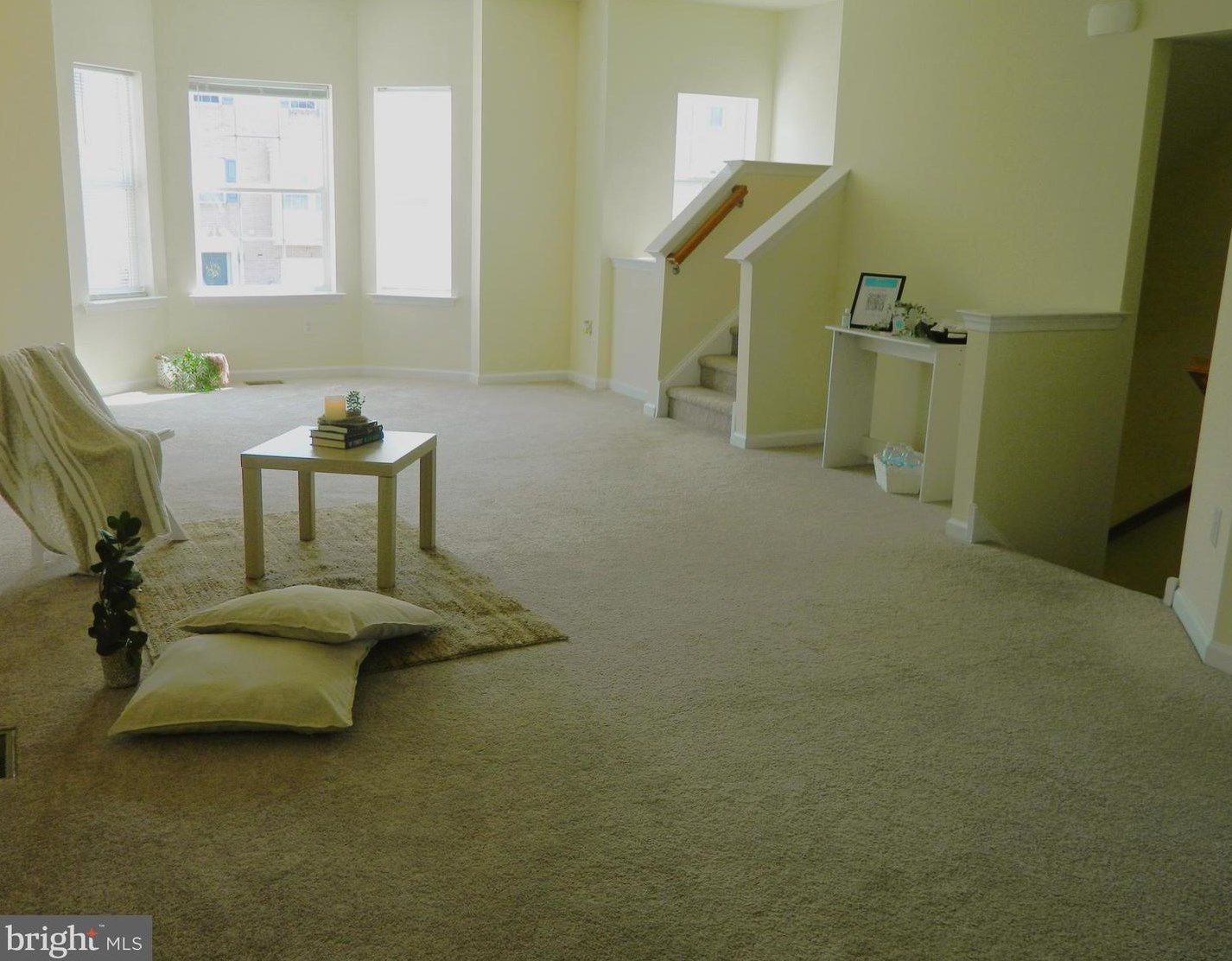 521 Boxwood Ln, West Deptford, NJ 08096