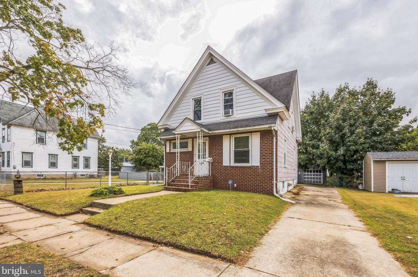 20 E Wood St, West Deptford, NJ 08066