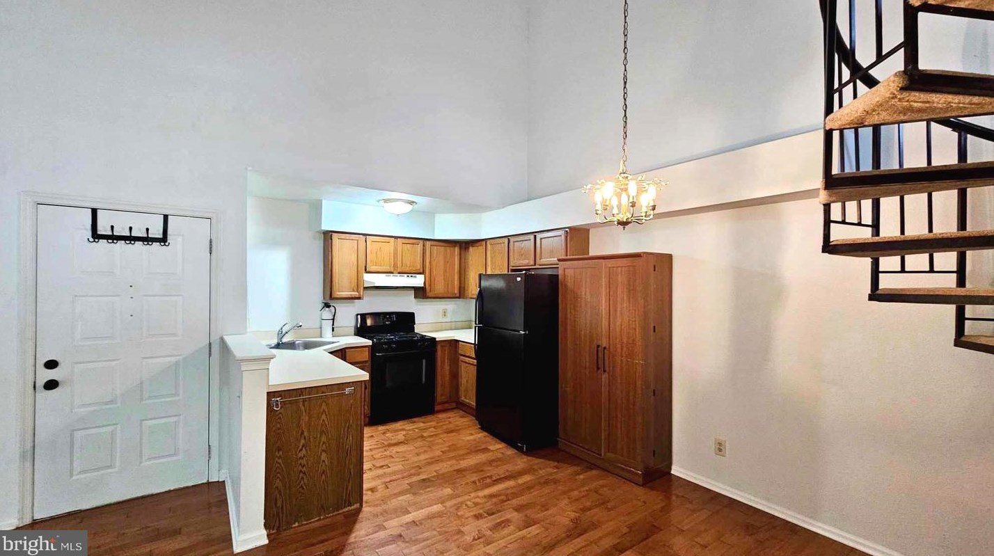 1195 Tristram Cir, West Deptford NJ  08051-2264 exterior