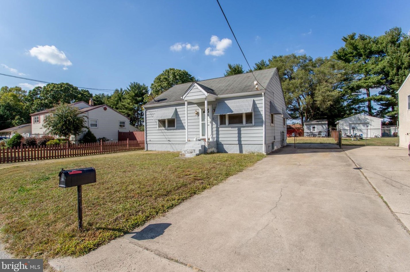 1950 Melvina Rd, West Deptford, NJ 08096