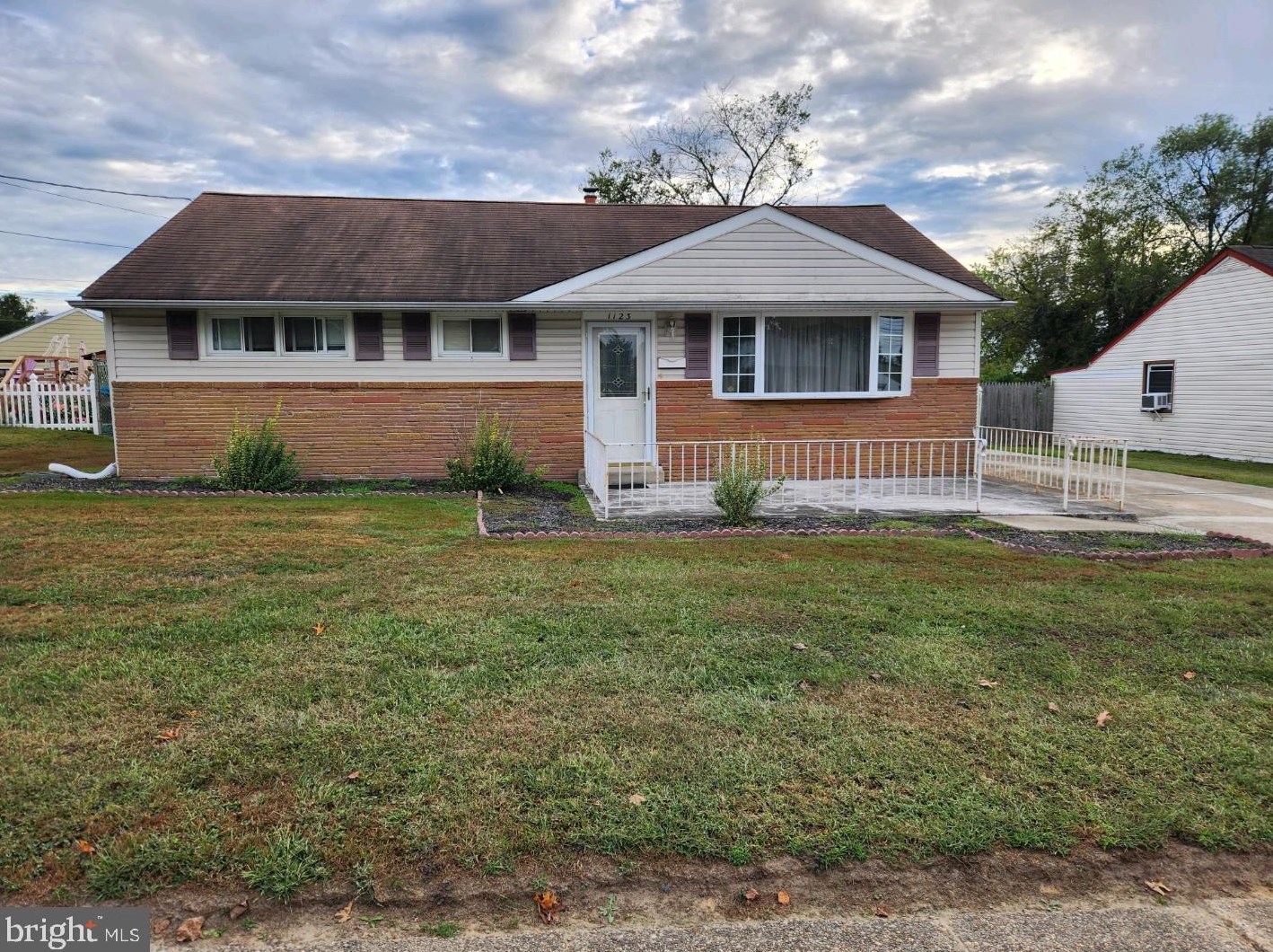 1123 Monmouth Rd, West Deptford, NJ 08096
