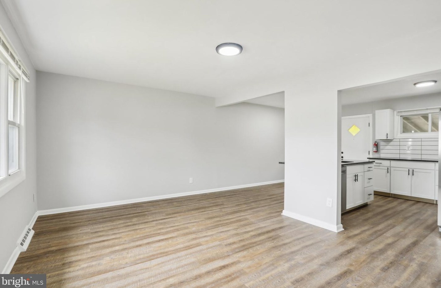 158 Carver Dr, Wenonah, NJ 08090