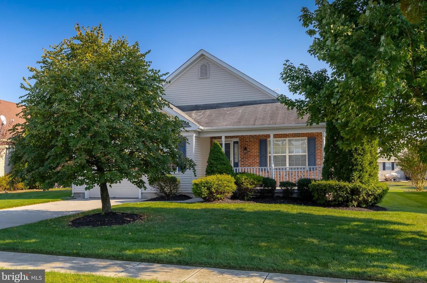 15 Eagle Ridge Dr, West Deptford, NJ 08051
