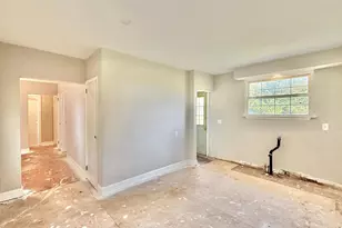 1097 Dutch Mill Rd, Franklin Township, NJ 08328 - Photo 10