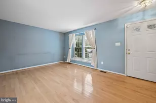 13 Yorktown Ct, Woodbury, NJ 08096 - Photo 6