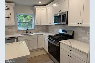 427 Fern Avenue, Deptford, NJ 08096 - Photo 8