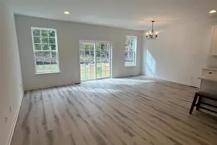 9 Birchwood Ln, Monroe Township, NJ 08094 - Photo 6