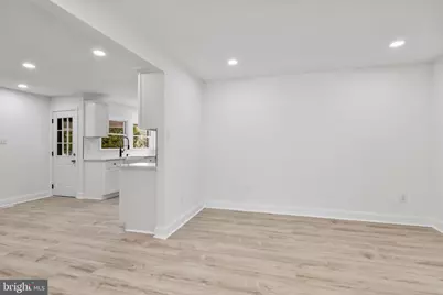 745 W Clayton Avenue, Clayton, NJ 08312 - Photo 6