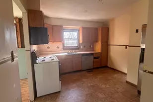 1051 Bradford Dr, Monroe Township, NJ 08094 - Photo 4