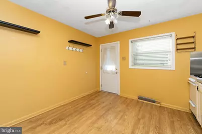 136 West Avenue, Westville, NJ 08093 - Photo 10