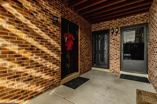 32 Buena Ct, Washington Township, NJ 08012 - Photo 2