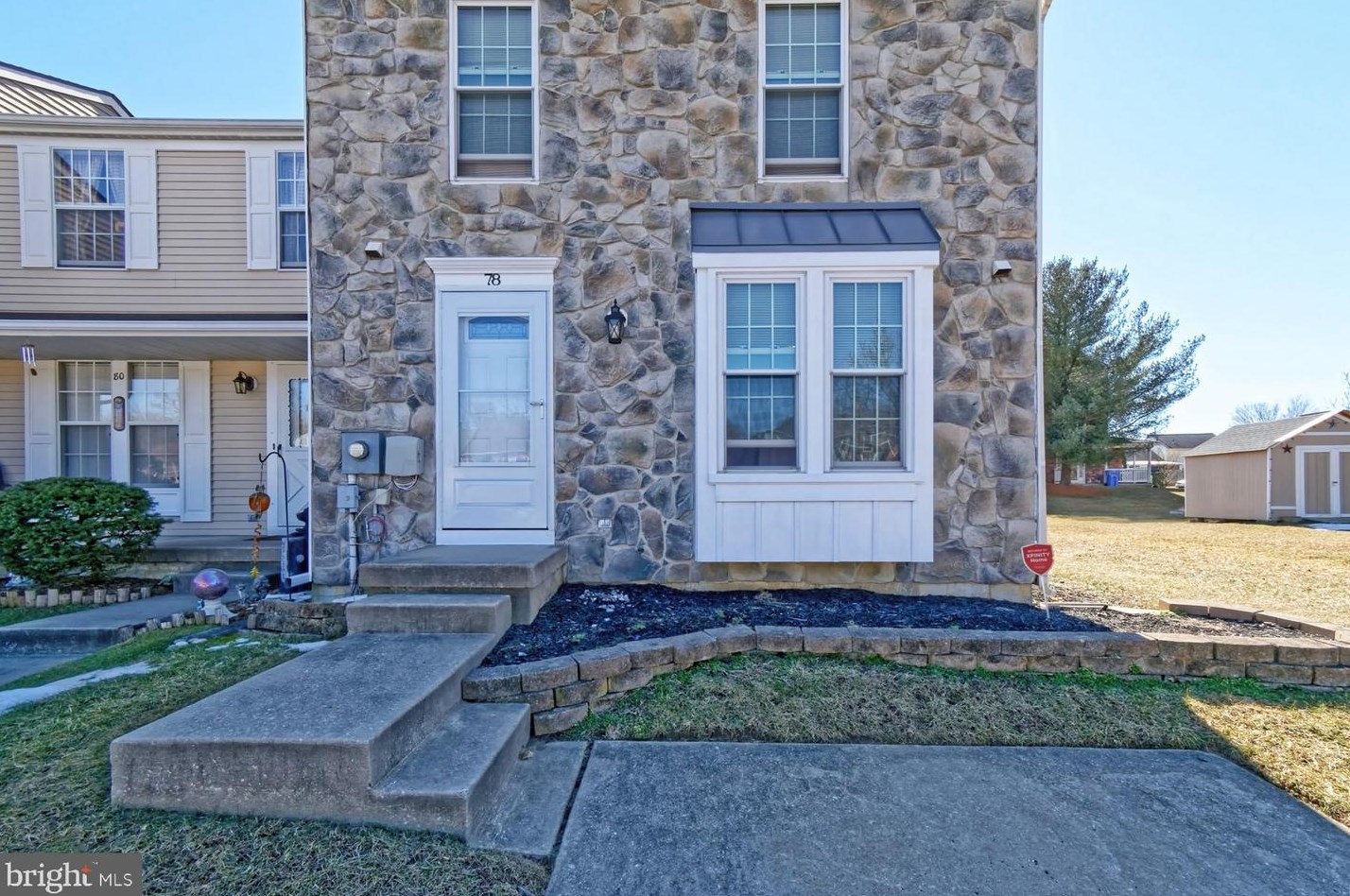 78 Stoneshire Dr, Aura, NJ 08028-2952