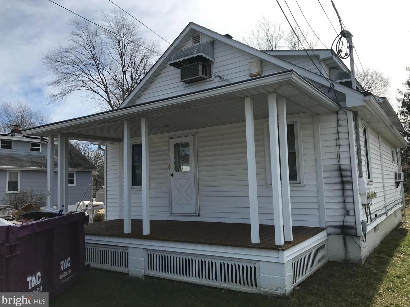 6 Howard St, Clayton, NJ 08312-1236