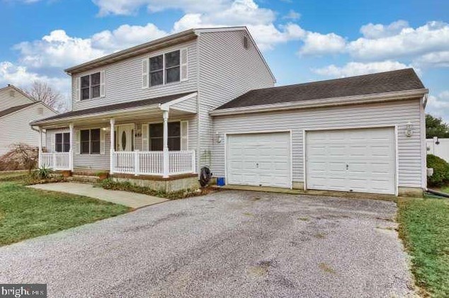 650 Sunhaven Dr, Clayton, NJ 08312-1954