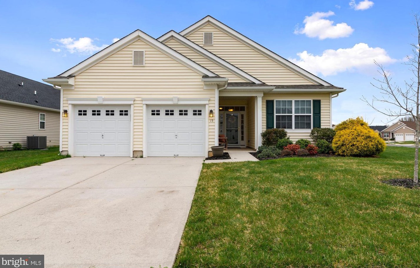 15 Groff St, Clayton, NJ 08312-2450