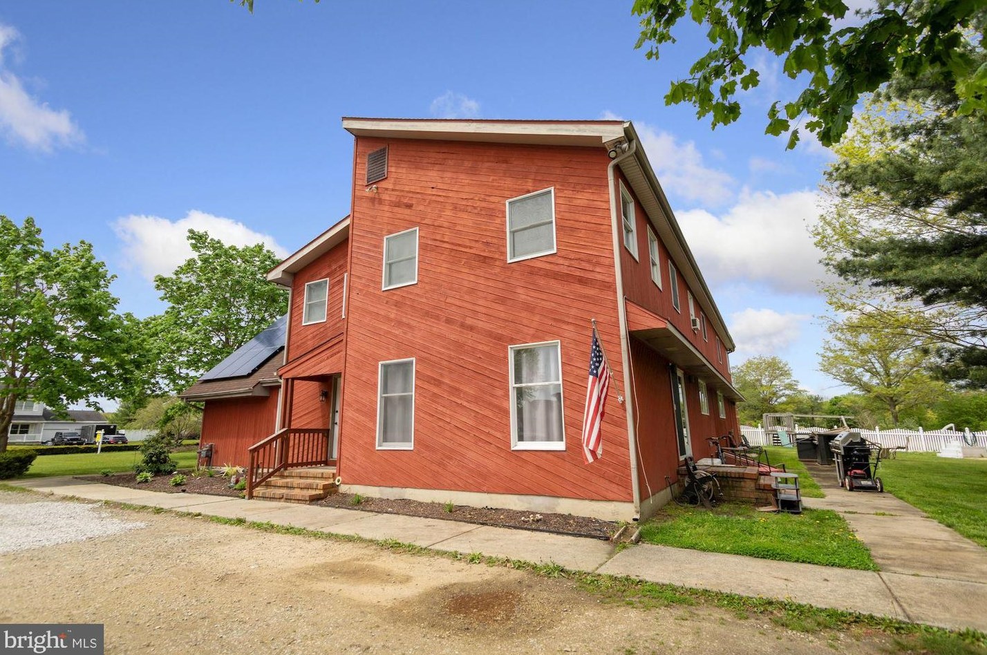 653 Sunhaven Dr, Clayton, NJ 08312-1955