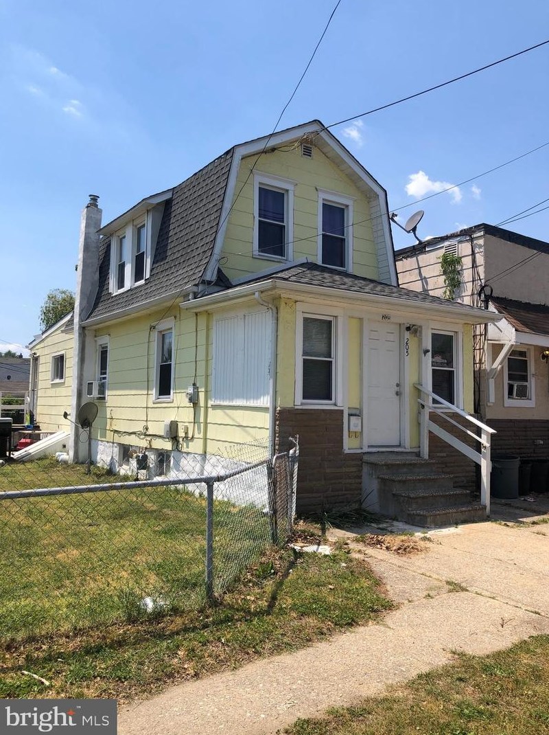 205 Red Bank Ave, West Deptford, NJ 08063