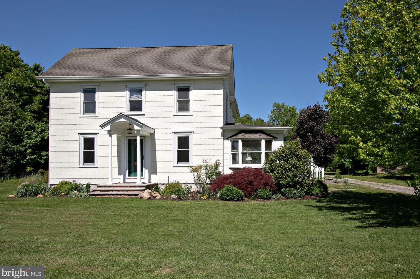 106 Harmony Rd East, Mickleton, NJ 08056