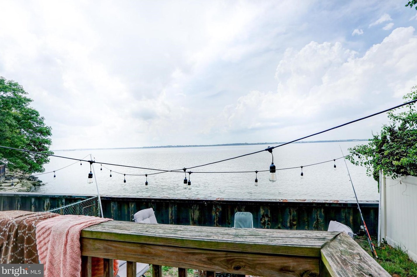 79 Enlow Pl, Pennsville NJ 08070-2003 exterior