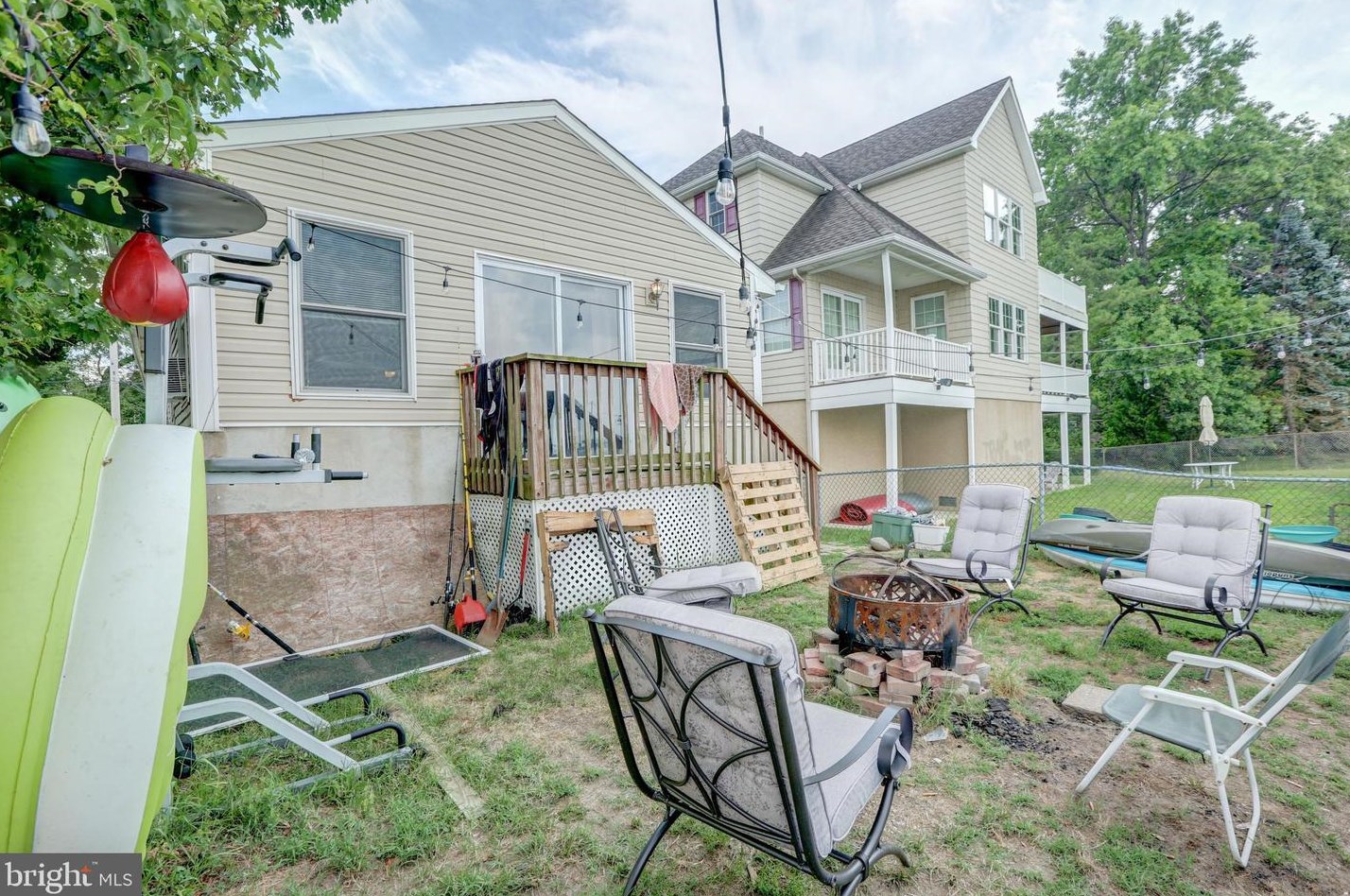 79 Enlow Pl, Pennsville NJ 08070-2003 exterior