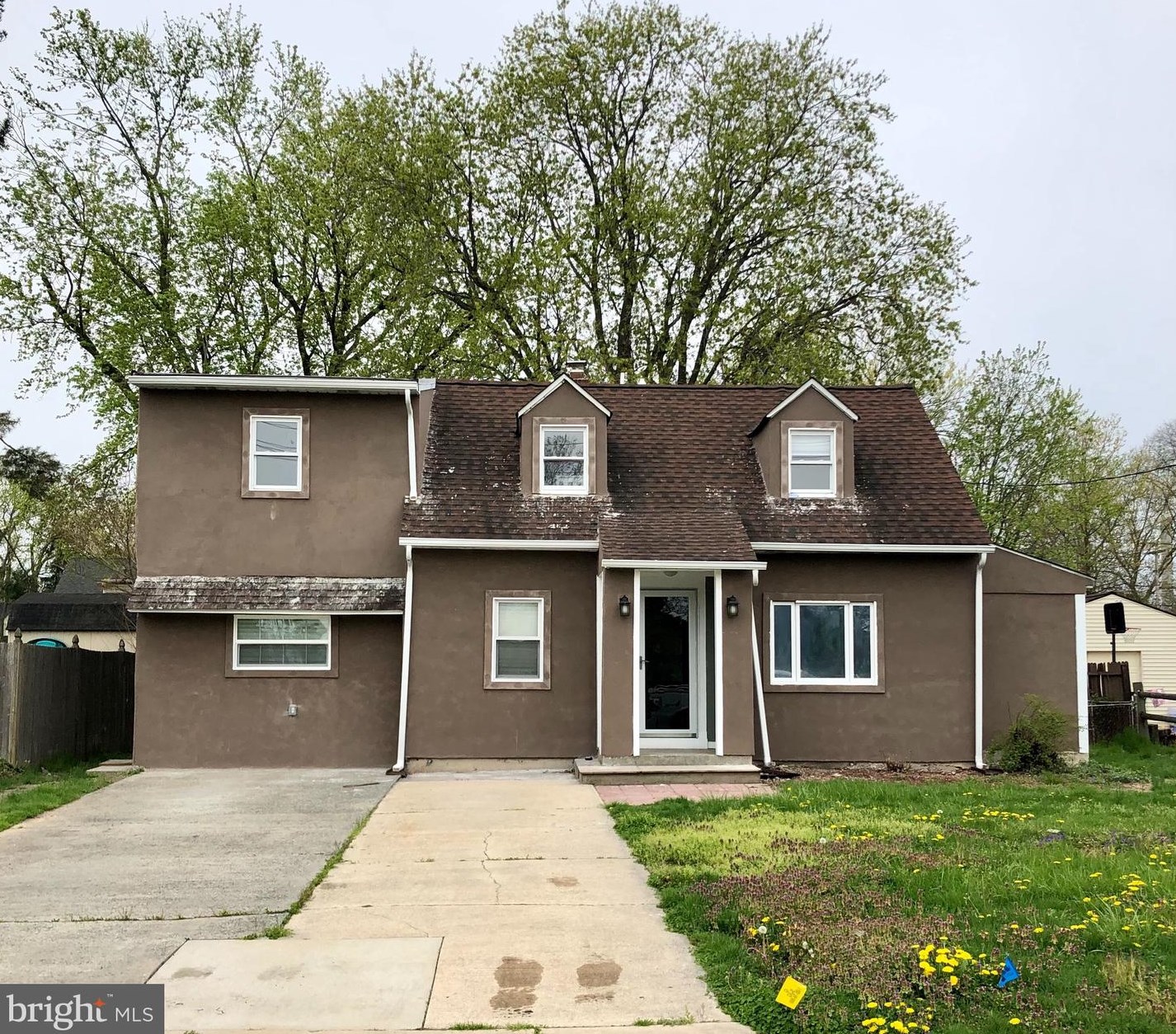 374 Springfield Ave, Carneys Point Township NJ  08069-2907 exterior