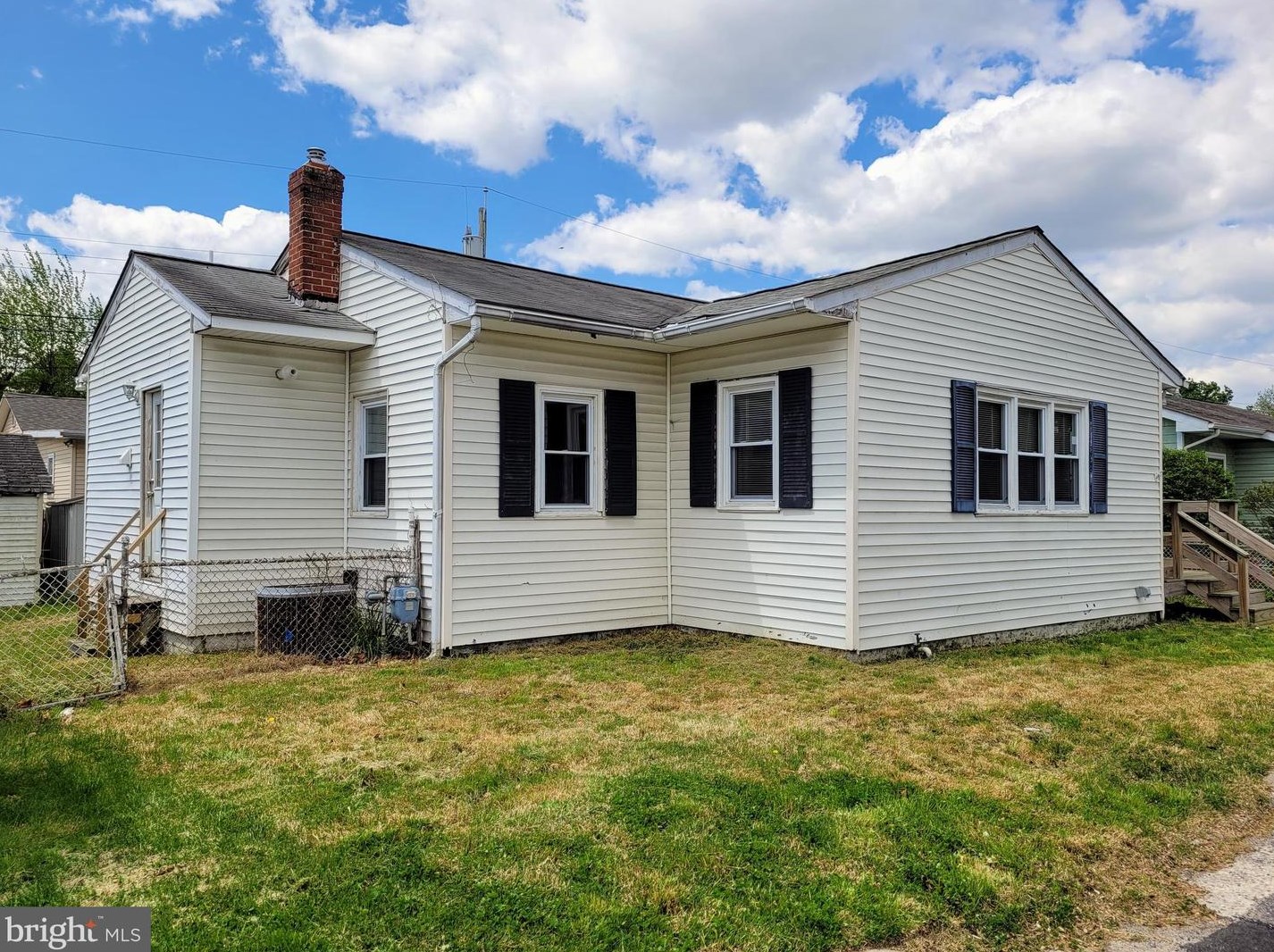 340 Coolidge Ave, Carneys Point Township, NJ 08069-2417