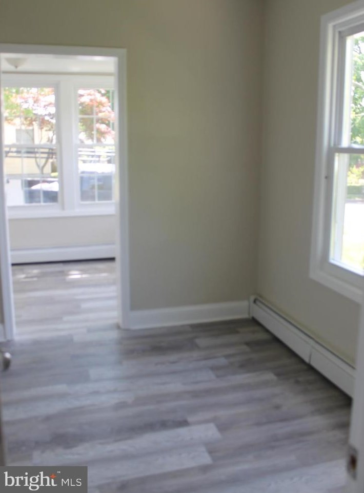 270 B St, Carneys Point Township NJ  08069-2324 exterior