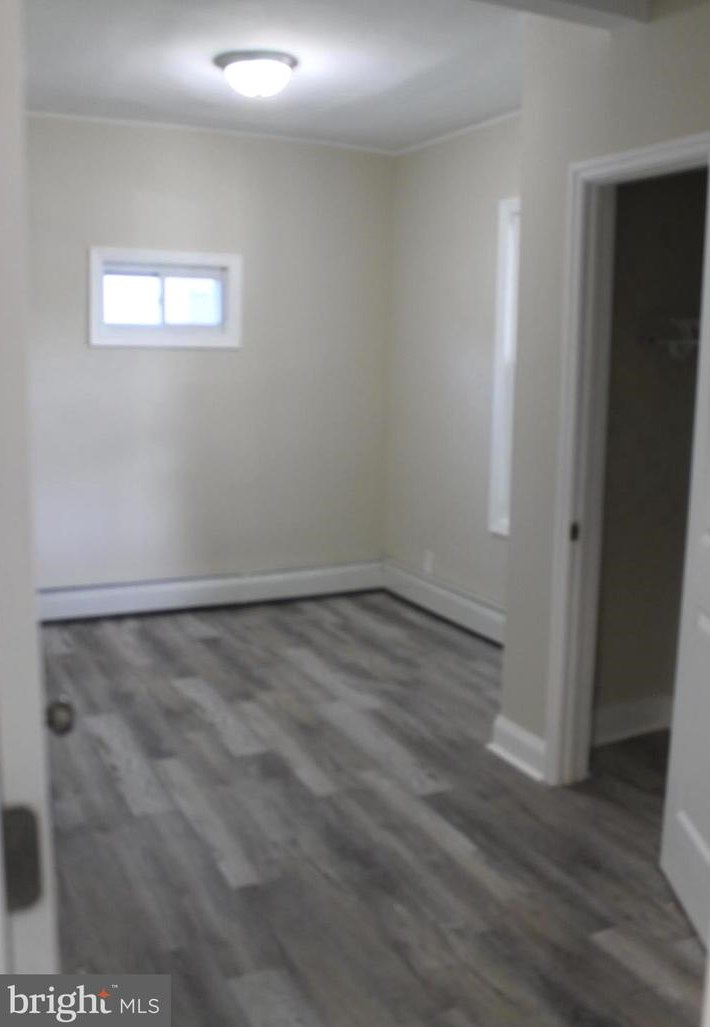 270 B St, Carneys Point Township NJ  08069-2324 exterior