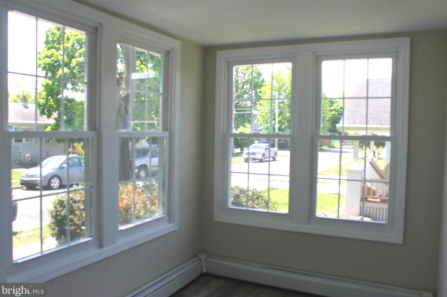 270 B St, Carneys Point Township NJ  08069-2324 exterior