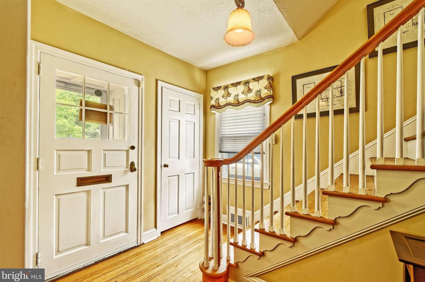17 Fenwick Dr, Carneys Point Township, NJ 08069-2503