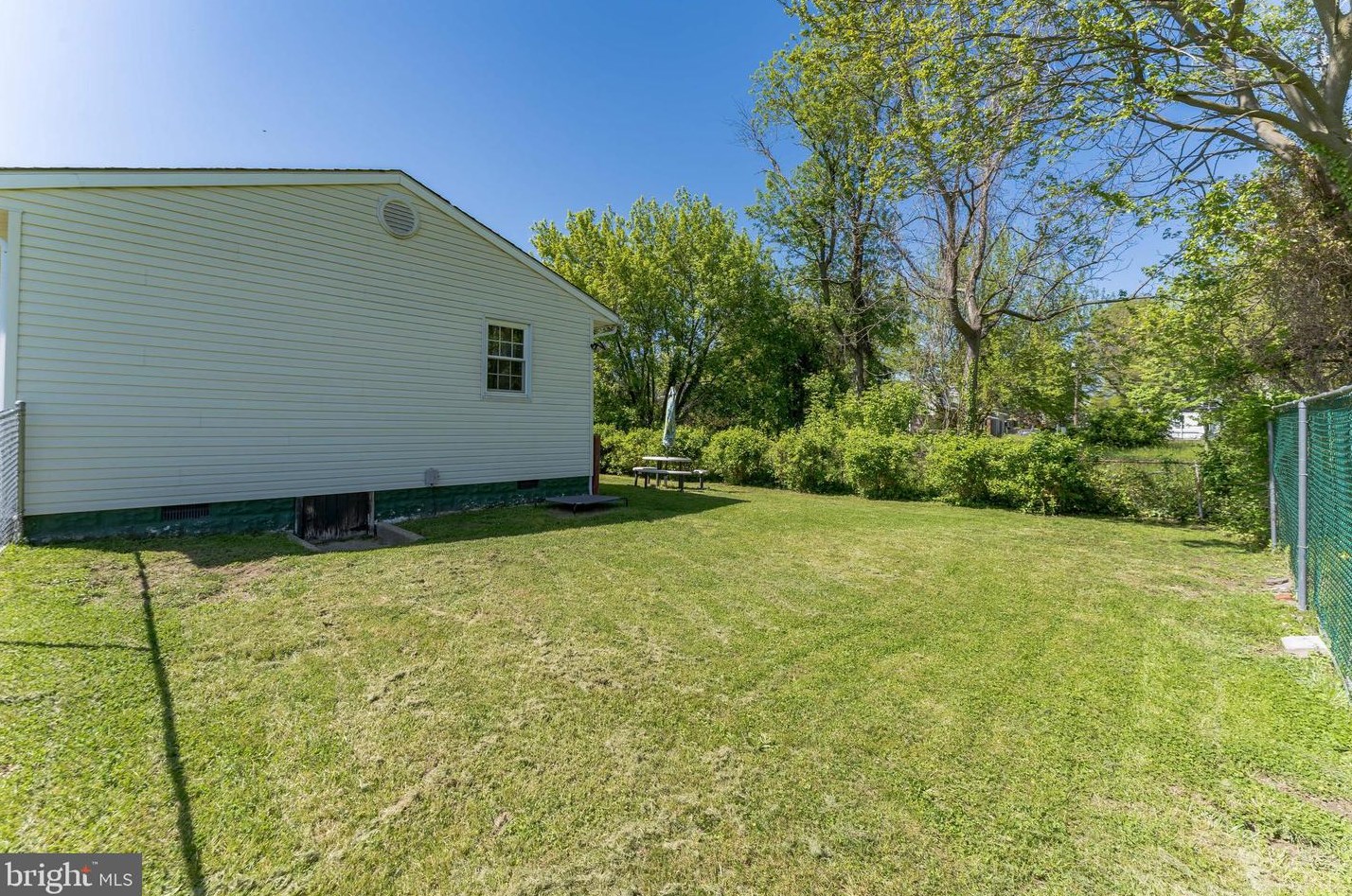 18 Ferry Rd, Pennsville NJ 08070-2059 exterior