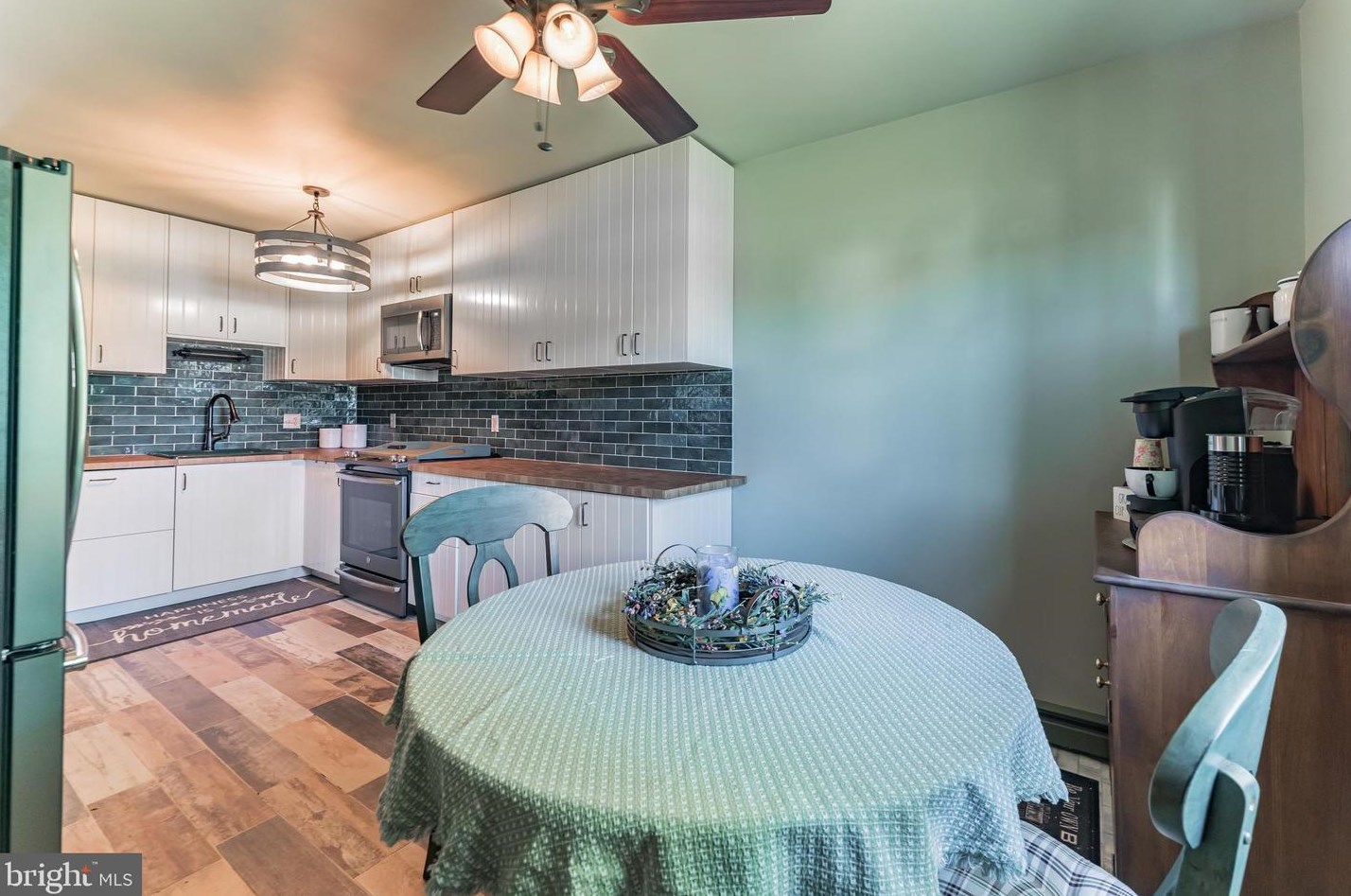 18 Ferry Rd, Pennsville NJ 08070-2059 exterior