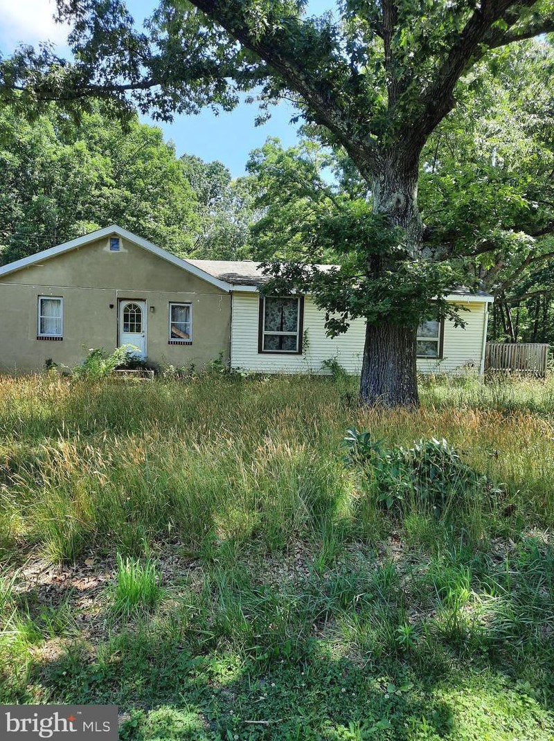 278 Three Bridge Rd, Aura, NJ 08343