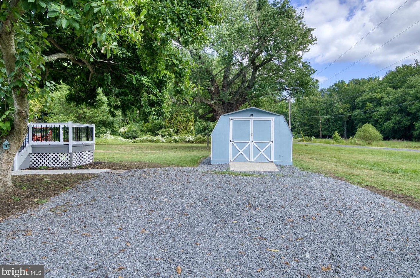 116 Pittsfield St, Pennsville NJ 08070-1831 exterior