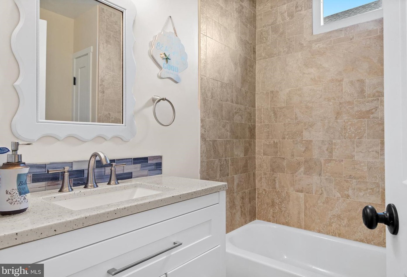 116 Pittsfield St, Pennsville NJ 08070-1831 exterior