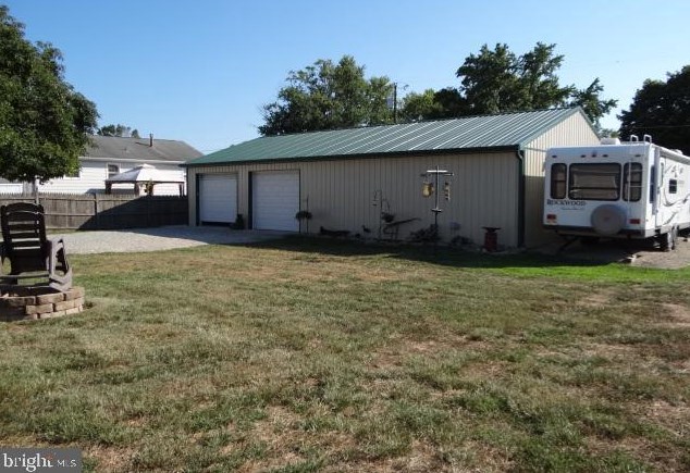 31 Harvard Rd, Pennsville NJ 08070-2974 exterior