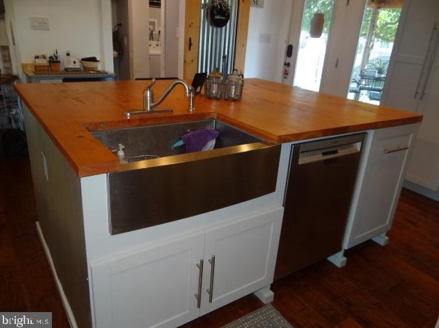 31 Harvard Rd, Pennsville NJ 08070-2974 exterior