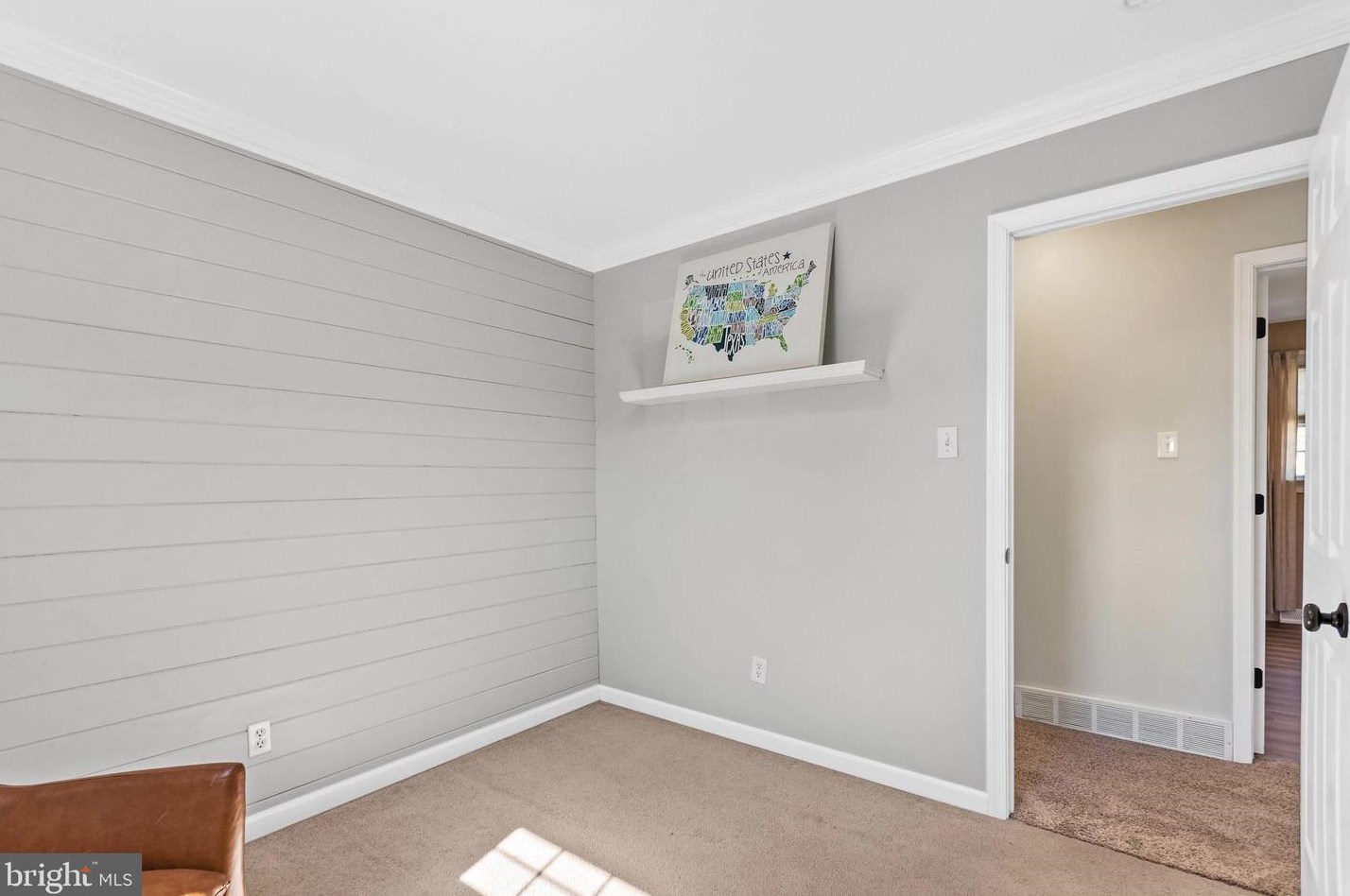 124 Riv Dr Ave, Pennsville NJ 08070-2247 exterior